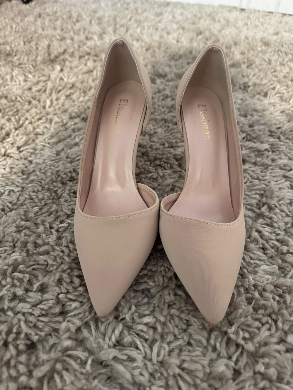 Nude Pointed-Toe Pumps